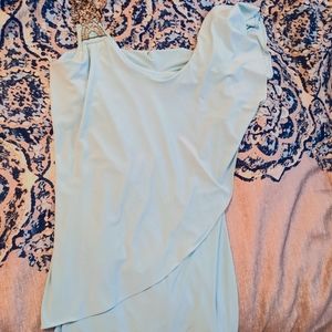 A variety of brands - sizes medium, a couple small